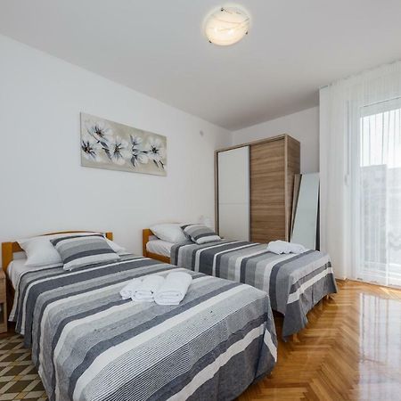 Apartment Bambi Spalato Esterno foto