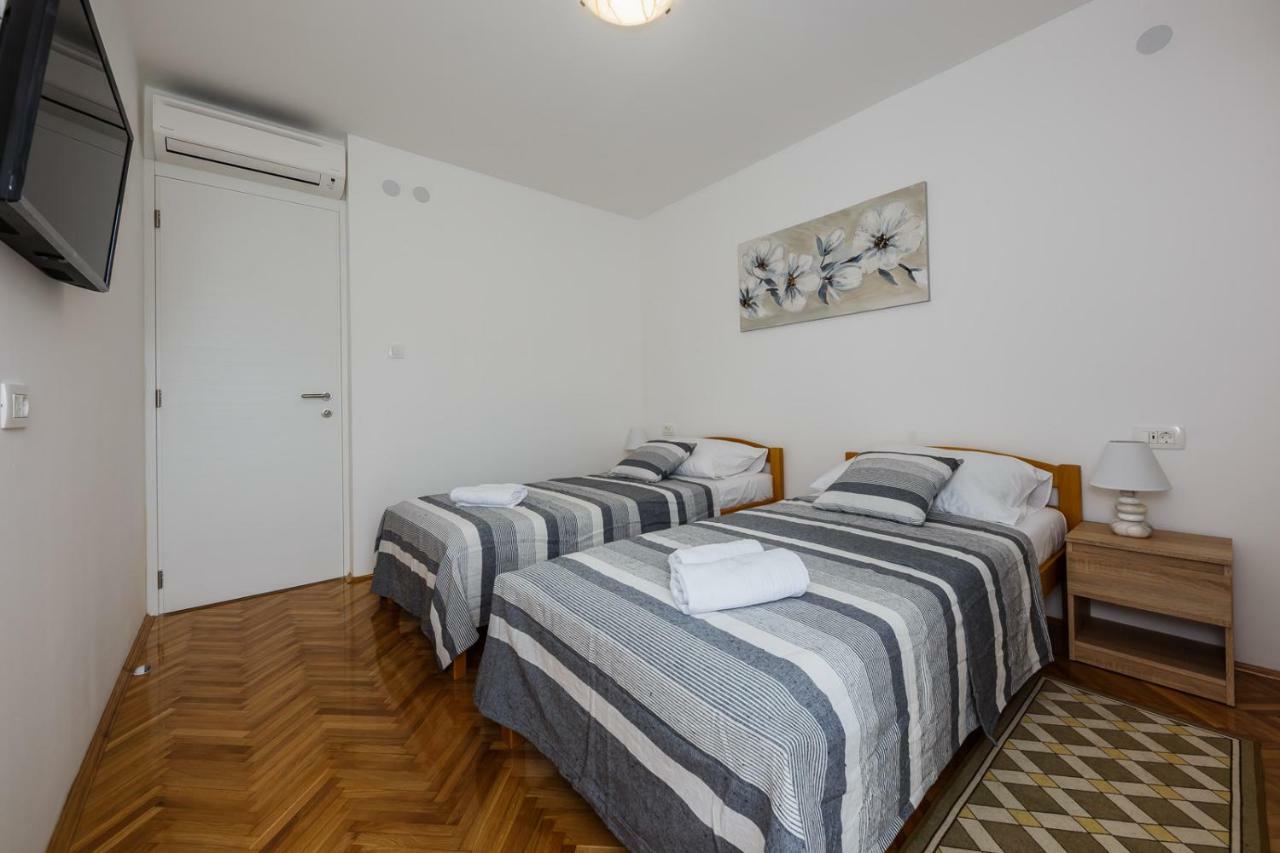 Apartment Bambi Spalato Esterno foto