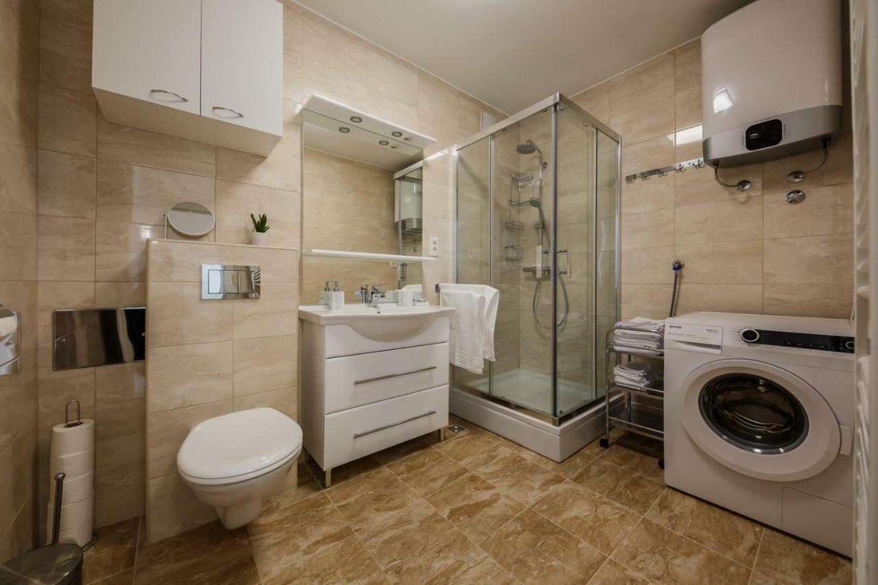 Apartment Bambi Spalato Esterno foto