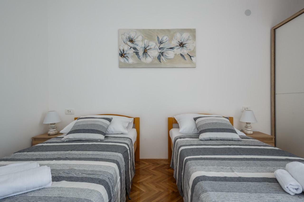 Apartment Bambi Spalato Esterno foto