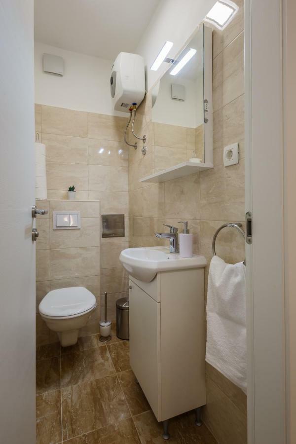 Apartment Bambi Spalato Esterno foto