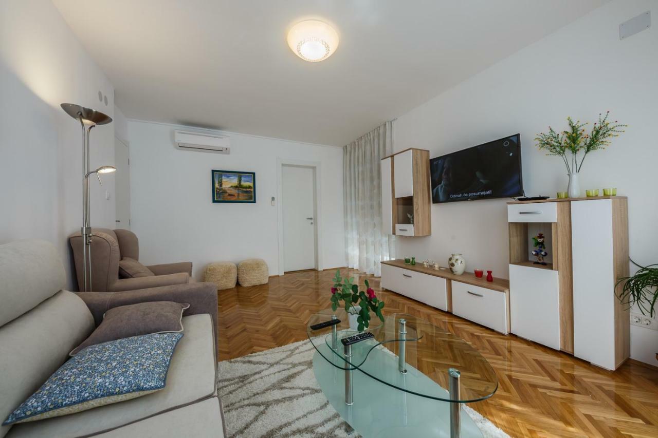 Apartment Bambi Spalato Esterno foto